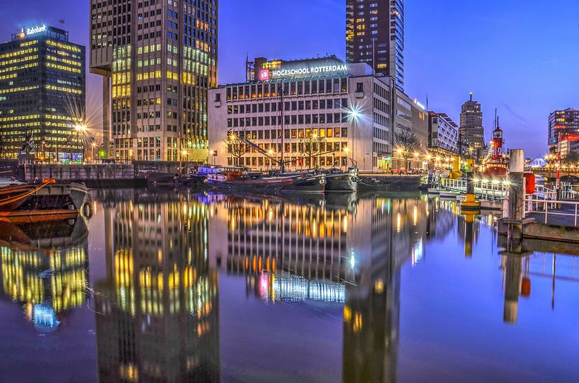 Die Blaue Stunde beim Leuvehaven von Frans Blok