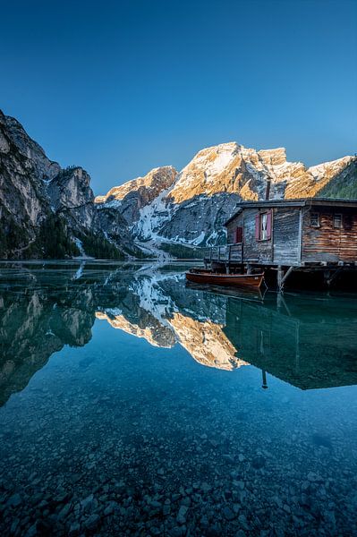 Braiessee, Zuid-Tirol van Sebastian Leistenschneider