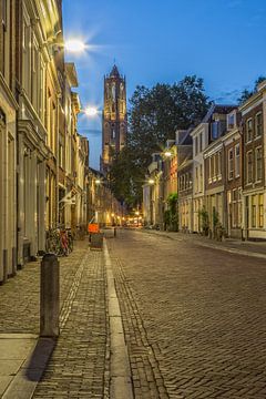 Domtoren in Utrecht gezien vanuit de Korte Nieuwstraat - 1 van Tux Photography