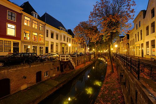 Nieuwegracht in Utrecht seen from the Pausdam bridge