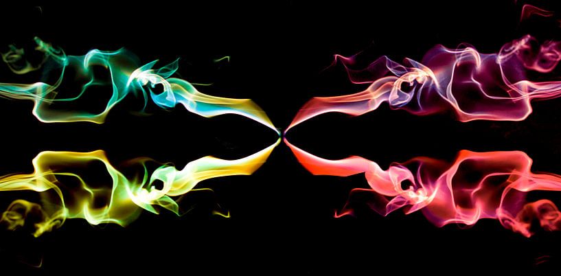 Fantaisie dans la fumée, fumée colorée. par Gert Hilbink