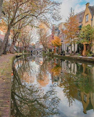 Old canal Utrecht autumn photo.