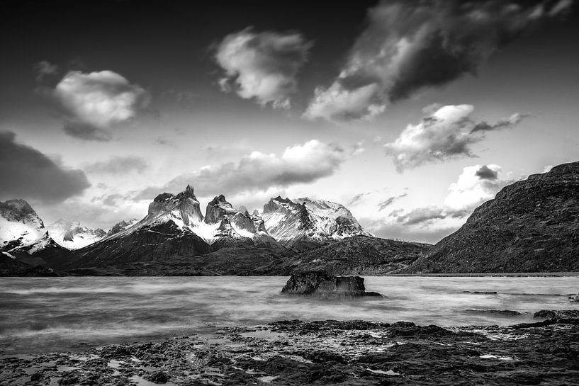 Uitzicht Torres del Paine van Ron van der Stappen