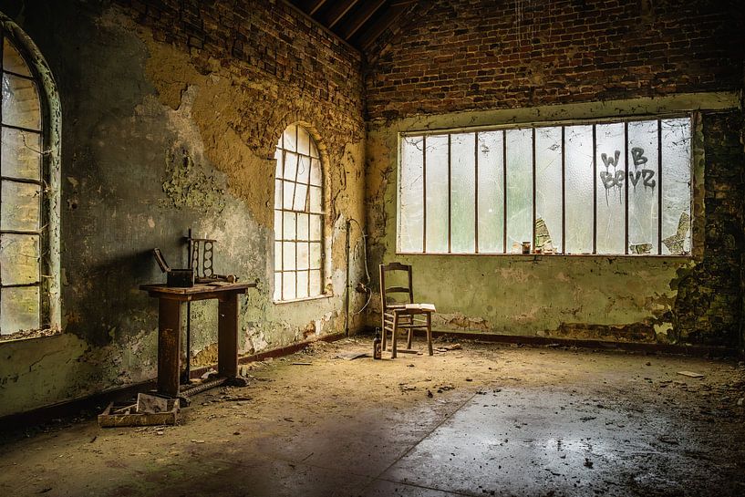 Verlaten fabriek van Krijna van der Marel