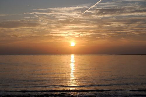 Sonnenuntergang am Seedeich und Huisduinen Nordholland