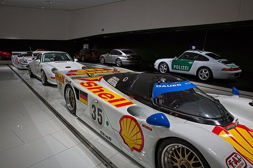 Seitenansicht des Porsche 962