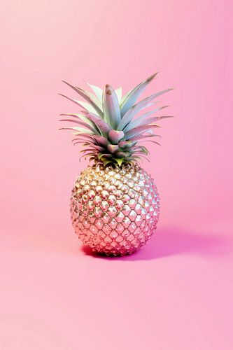 Ananas glamour in pastel: een discobal op een zachtroze achtergrond van Floral Abstractions