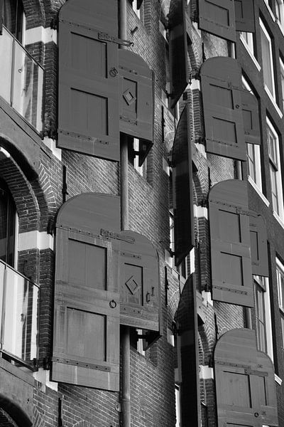 The streets of Amsterdam - shutters by nicole wunderink fotografie