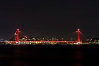 Willemsbrug in Rotterdam by night!