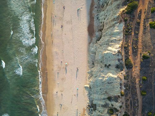 Vier Streifen an der (portugiesischen) Algarve