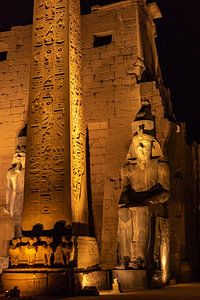 Luxor Tempel by night, Egypte
