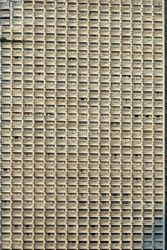 A sea of balconies and fleeting lives by Walter G. Allgöwer