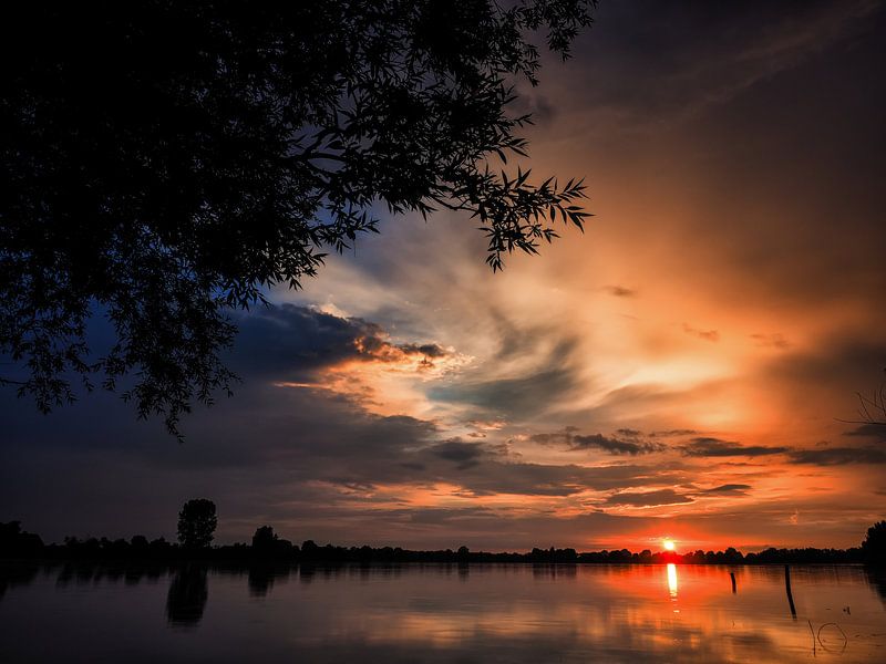 Colourfull sunset van Lex Schulte