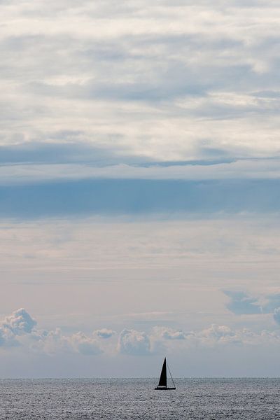 Boat at sea by Liesbeth van Asseldonk