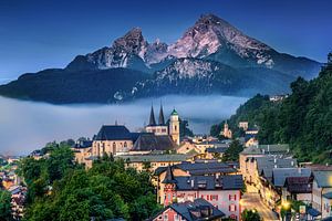 Berchtesgaden in Bayern mit Watzmann am Morgen