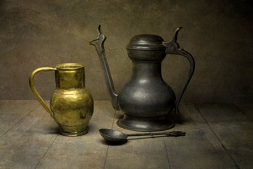 stilleven met kannen van René Ouderling