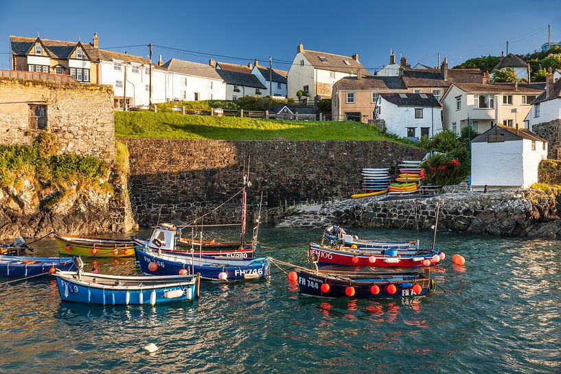 Le petit port de Coverack, Lizard Peninsula, Cornouailles par Christian Müringer