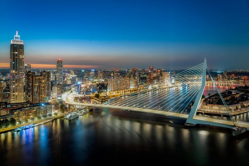 Soothing Sunset over Rotterdam - A Cityscape to Cherish by Roy Poots