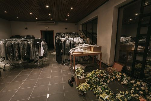 Opslag Rouw artikelen en kleding.