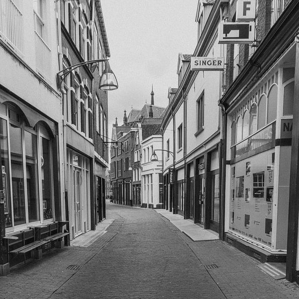 Einkaufsstraße | Deventer | Niederlande von Marianne Twijnstra