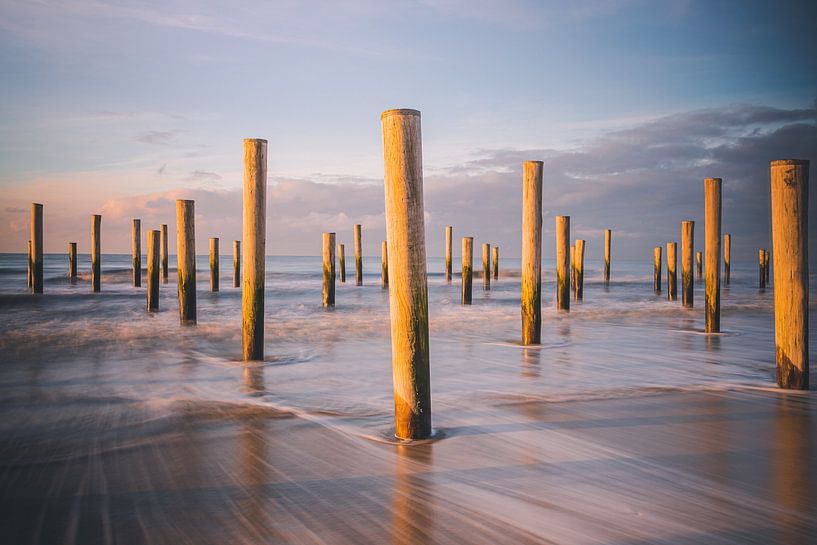 Beach of Petten by Thomas Paardekooper