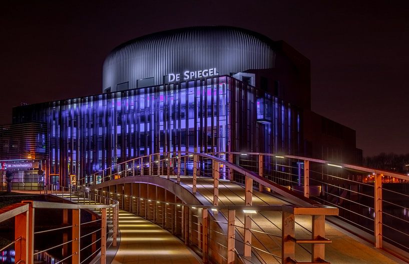 Theater De Spiegel Zwolle by Karel Frieswijk