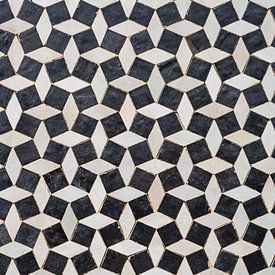 Carreaux noirs et blancs sur un mur au Maroc sur Photolovers reisfotografie