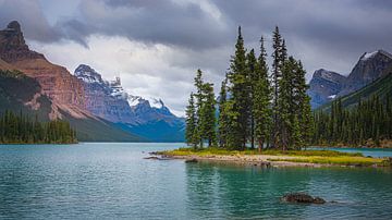 Île Spirit, parc national Jasper, Alberta, Canada.