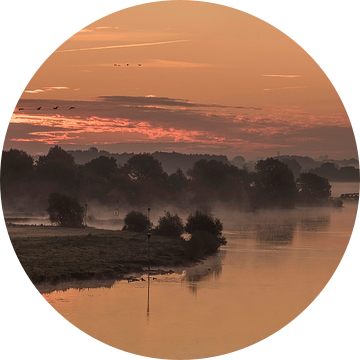 IJssel panorama bij zonsopgang van Erik Veldkamp