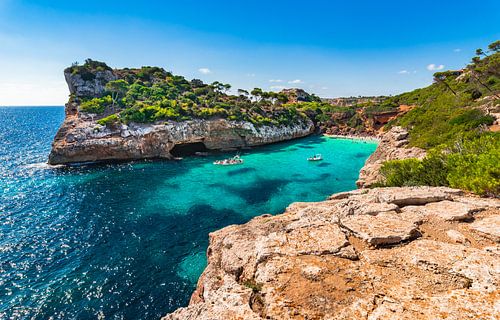 Idyllisch strandgezicht op het eiland Mallorca, Spanje