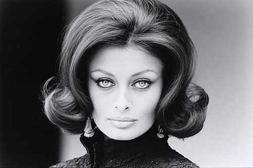 Timeless elegance of the 1960s by Skyfall