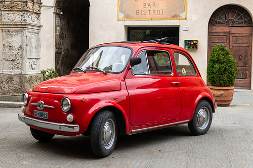 Fiat 500 in Pitigliano