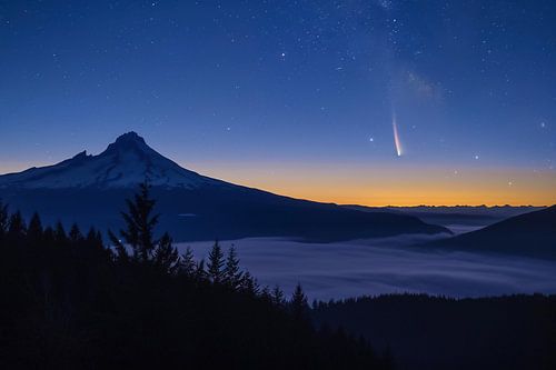 Nuit, silencieuse et lumineuse