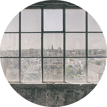 Verlaten plekken: Sphinx fabriek Maastricht uitzicht van OK