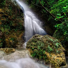Prachtige Waterval bij Yogyakarta