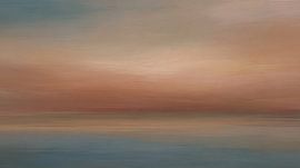 Ein gedämpfter Sonnenuntergang über stillem Wasser von Mosaic Dialogue