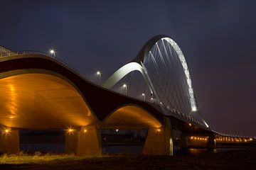 De Oversteek, Nijmegen van Inge Bogaards