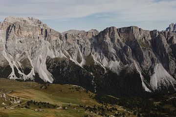 Bergkette in den Dolomiten von Colinda van Rees