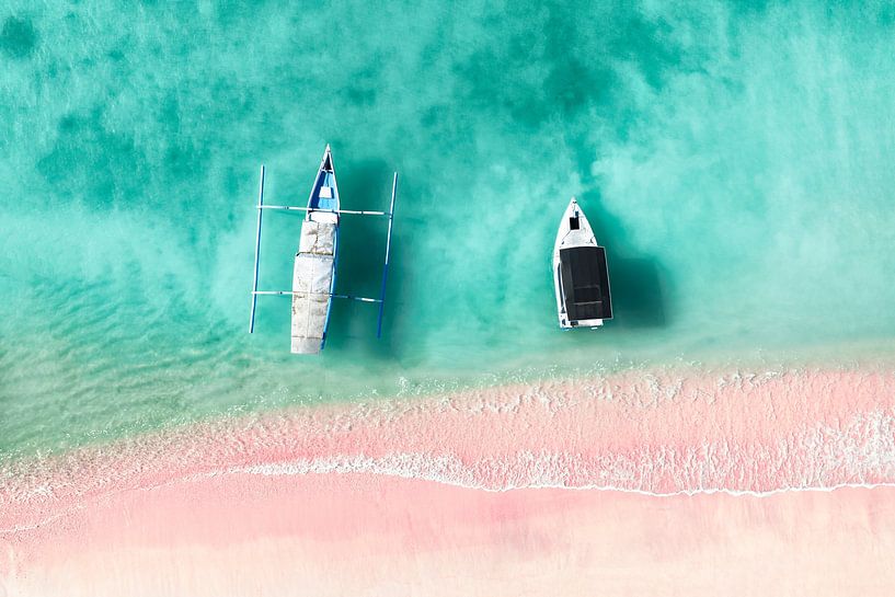 Aerial Summer - Rosa Strand Bali von Philippe HUGONNARD