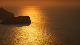 Goldener Sonnenaufgang am Morro Roabit