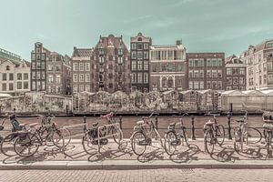 AMSTERDAM Canal Singel avec marché aux fleurs | style vintage urbain sur Melanie Viola