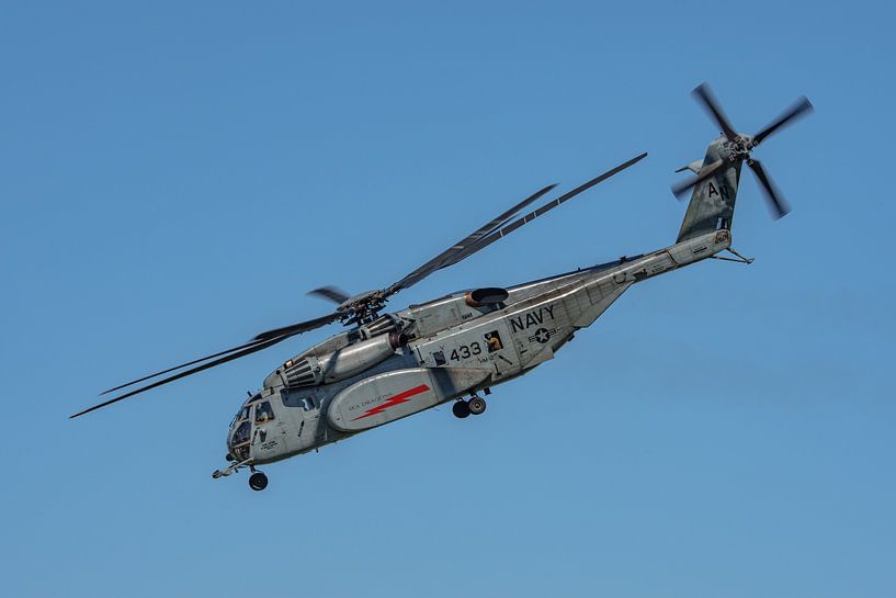 Sikorsky MH-53E Sea Dragon de la marine américaine. par Jaap van den Berg