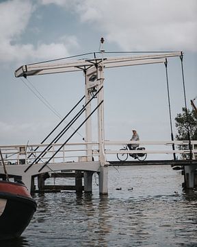 Le long pont sur Sam ter Veer