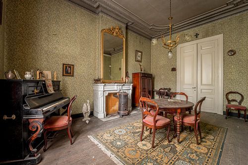 woonkamer in verlaten villa