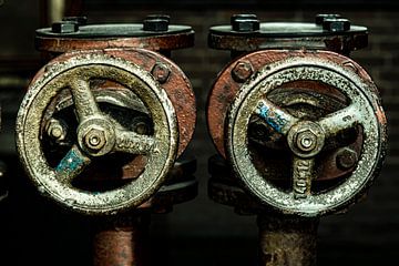Old valves by Dieter Walther