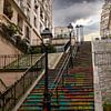Escalier coloré à Paris sur Nynke Altenburg