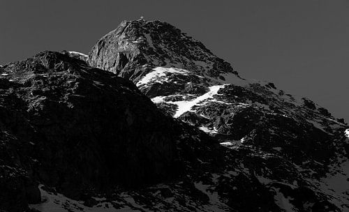 Croix blanche sur le dessus