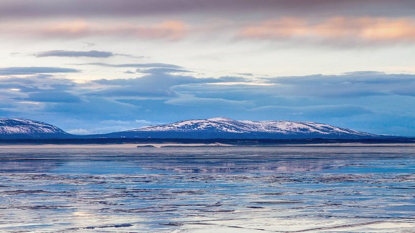 Bevroren meer in Zweden van Hamperium Photography