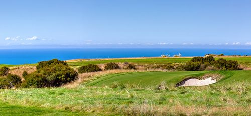 Panoramisch landschap van een golfbaan. Nieuw-Zeeland