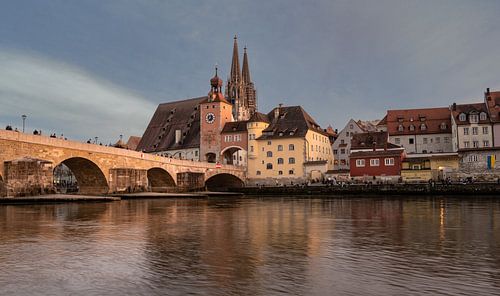 Regensburg in het avondlicht
